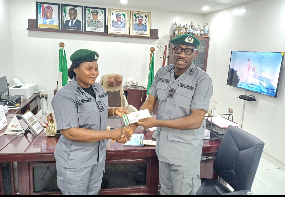 EXCEPTIONAL PERFORMANCE: COMPROLLER OLOMU PRESENTS COMMENDATION LETTERS TO FOUR OFFICERS OF APAPA CUSTOMS