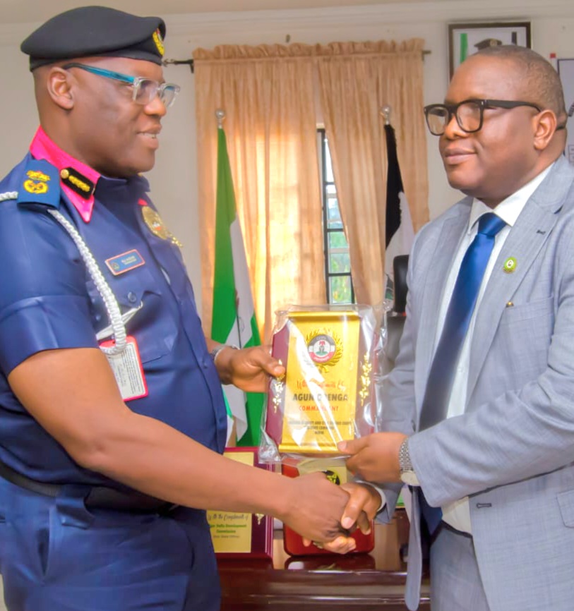 DSS DIRECTOR PAYS FAMILIARISATION VISIT TO NSCDC STATE COMMANDANT IN BENIN