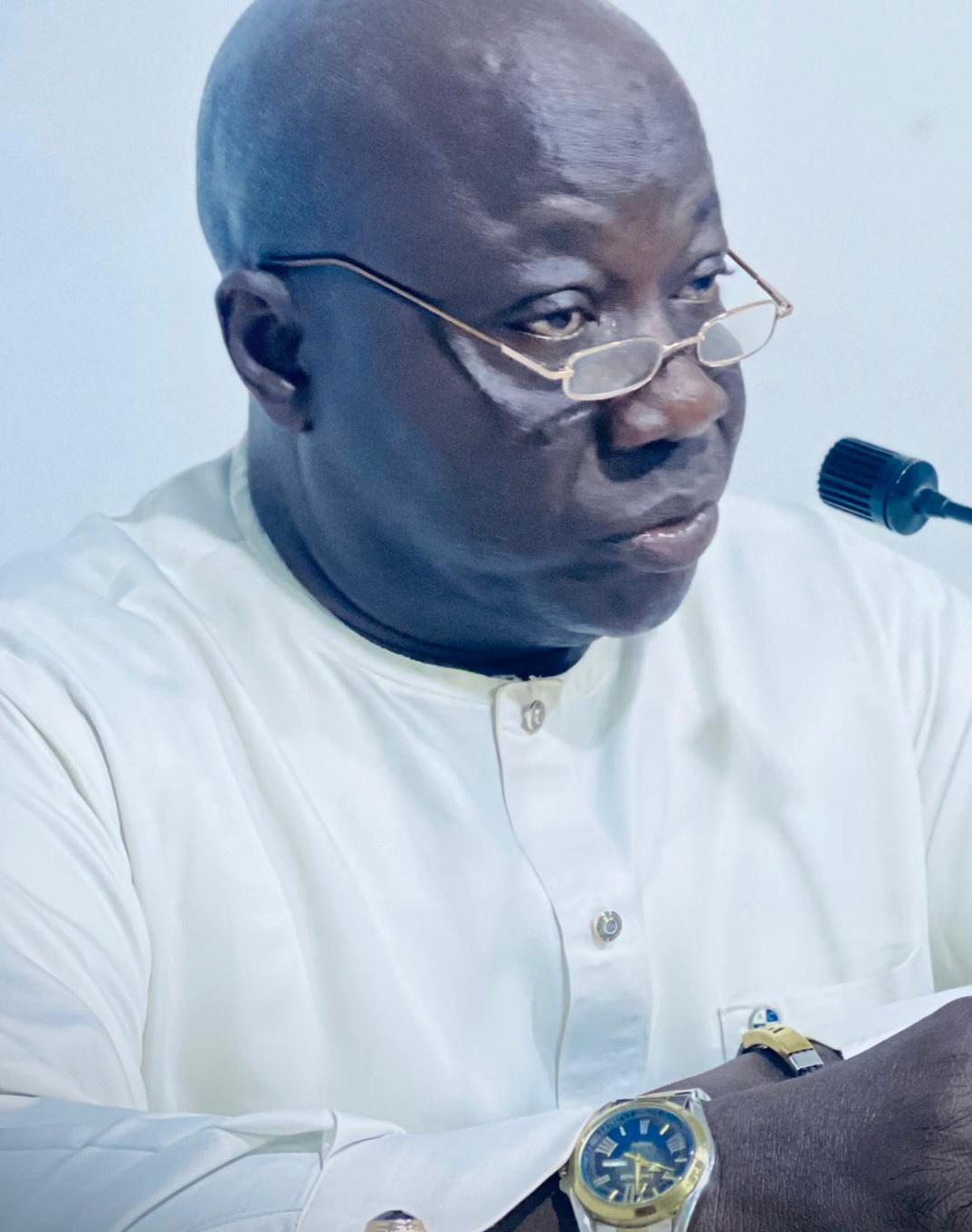 PEOPLE’S SECURITY MONITOR: Isiaka Mustapha, Editor-In-Chief/CEO, People’s Security Monitor, this afternoon addressing participants in Osogbo, Osun state capital at a security conference on “The inevitability of community policing as one of the cardinal solutions to Nigeria’s insecurity crisis”