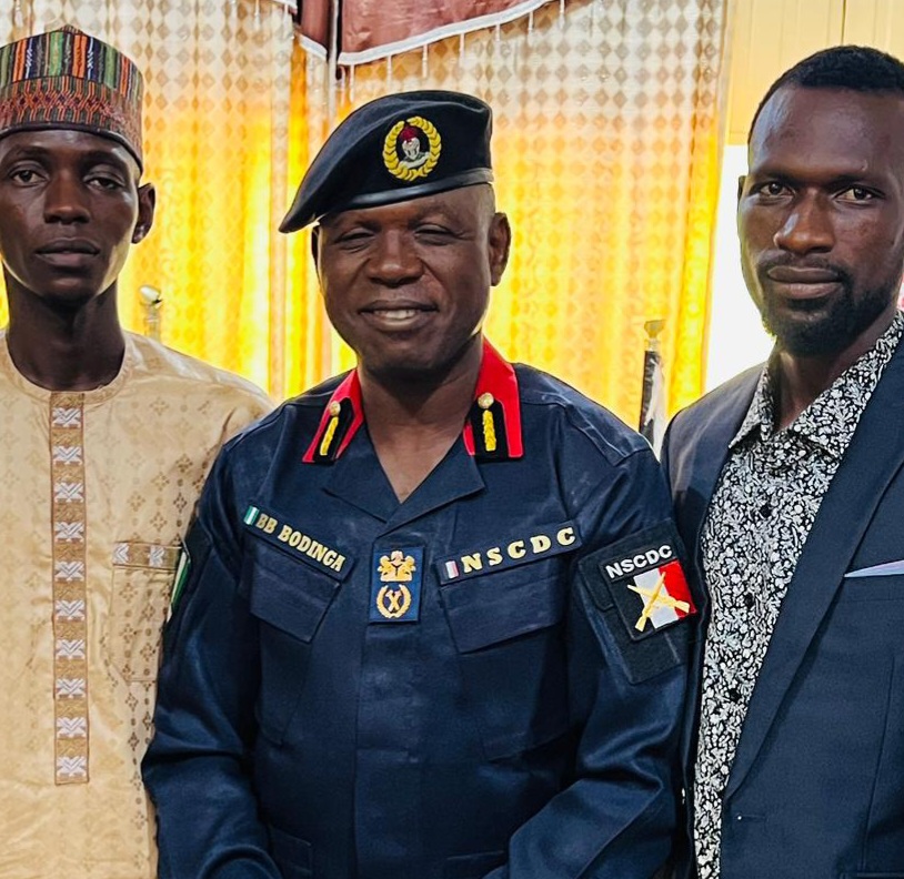 YOUTH ASSEMBLY OF NIGERIA PAYS COURTESY VISIT TO NSCDC JIGAWA STATE COMMANDANT