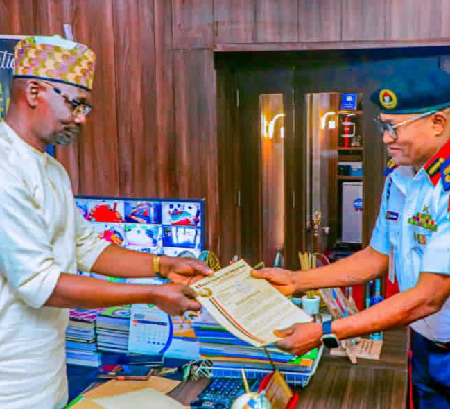 NSCDC Nasarawa Commandant Brah Samson Umoru Presents Deployment Letter to Governor Sule