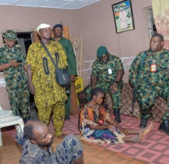 GOC 2 DIVISION VISITS PATROL BASE BABANLA, LEADS TROOPS TO RESCUE KIDNAPPED VICTIMS IN KWARA