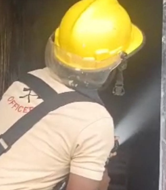 Six Injured as Federal Fire Service Contain Major Blaze at Utako Commercial Building