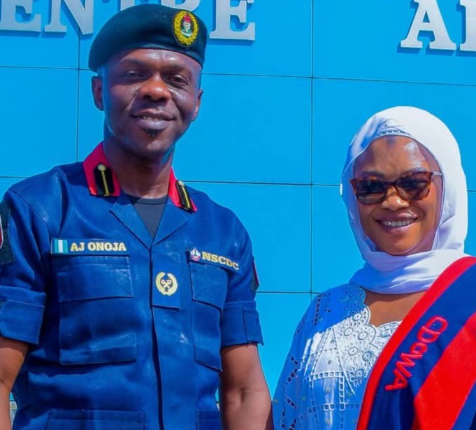 Shugabar CDOWA, Hajiya Aisha Abubakar Audi, Ta Samu Karramawa Kan Gagmamin Jagoranci a Gasar Nation Builders Awards