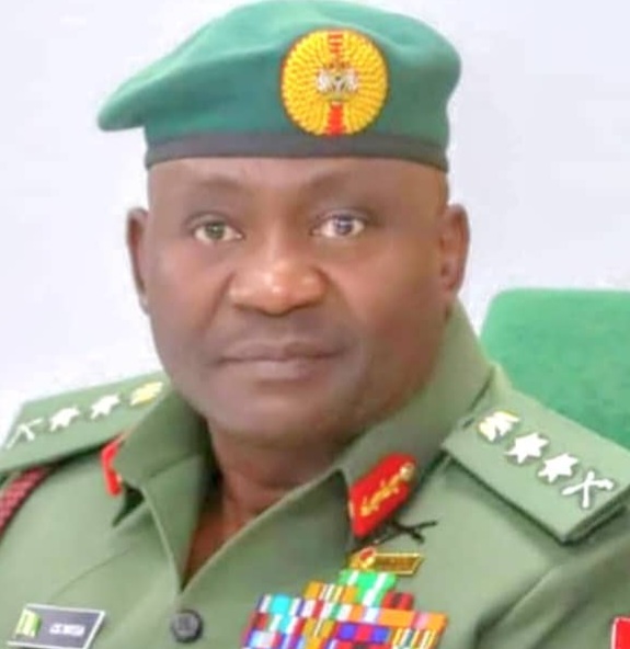 JANAR CHRISTOPHER MUSA (MAI YAYEWA) ZAI BAYAR DA MUHIMMIN MAGANA KAN “GINA KASA MAI TSARO TA HANYAR DANGANTAKA DA AL’UMMA” A TARON TSARO NA 2025 NA PEOPLE’S SECURITY MONITOR DA KYAUTUKAN GIRMAMA MASU KYAU.