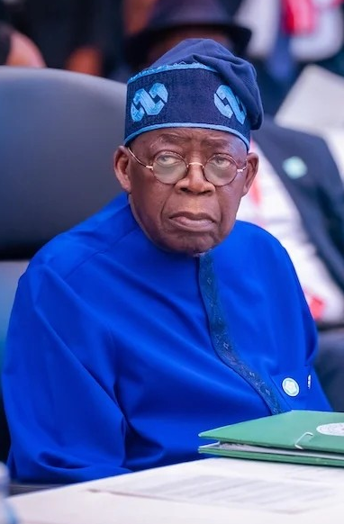 Tinubu Reasserts Crackdown on VIP Police Escorts as Soyinka Criticises Seyi’s Large Security Convoy