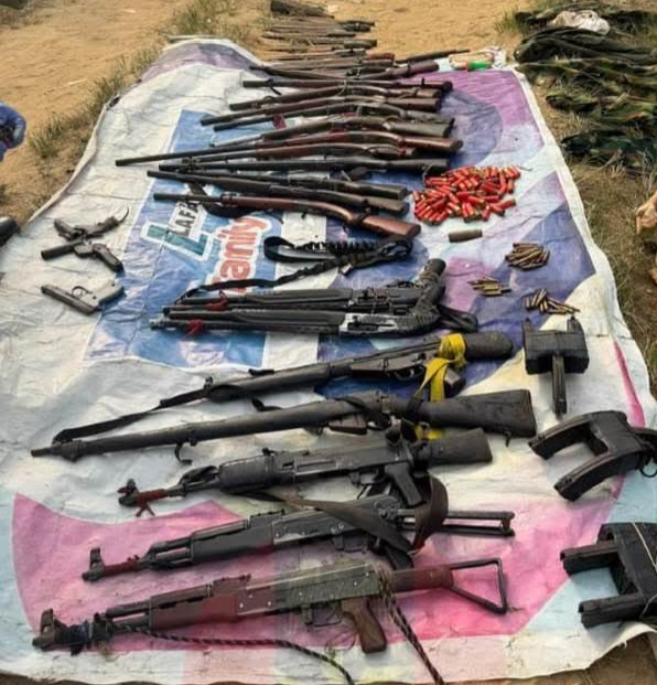 Cross River Records Major Peace Breakthrough as Militants Voluntarily Surrender in Akpabuyo