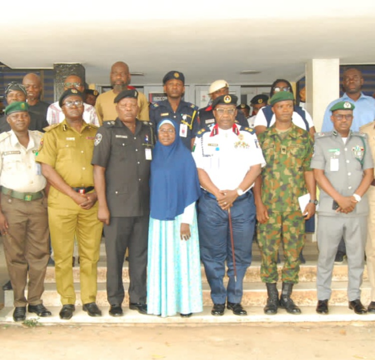 OYO NSCDC CONVENES MULTI-STAKEHOLDER ROUNDTABLE TO SAFEGUARD FIBRE-OPTIC CABLES