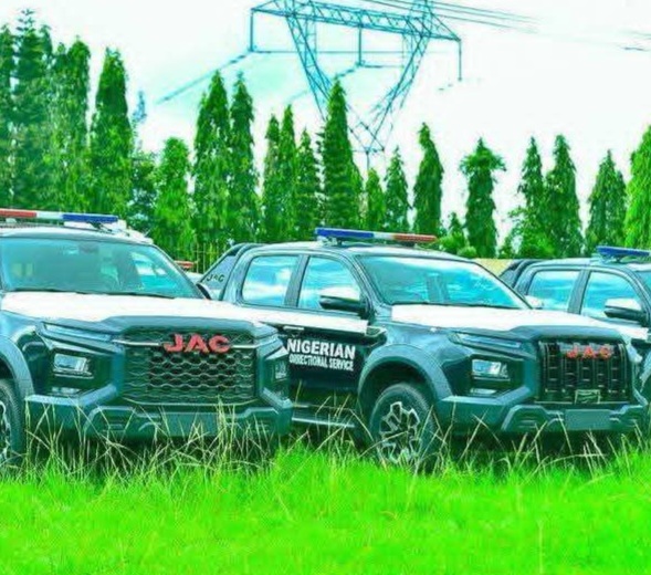 ​Osun ALGON Donates 90 Operational Vehicles to Boost State Security​