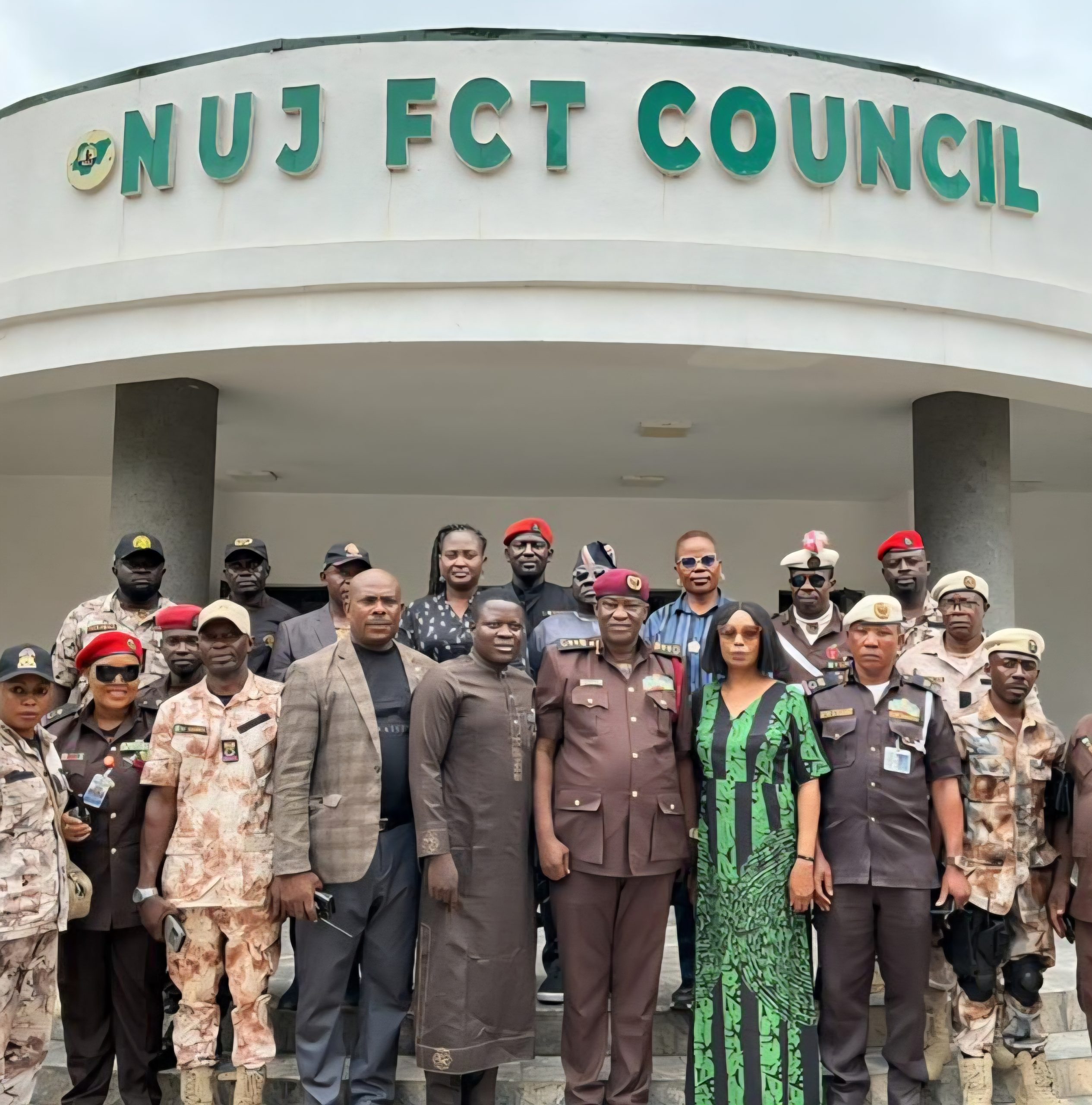 VGN Commander General, Otunba James Udoma, Pays Condolence Visit to NUJ FCT Council