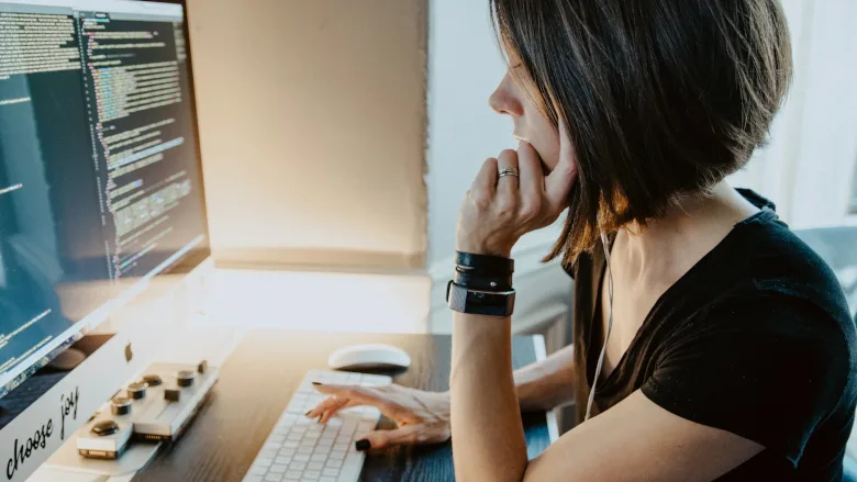 Could AI Elevate Women in Cybersecurity?